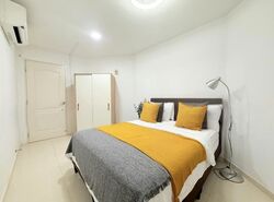 Queensway Tower / Queensway Shopping Centre (D3), Apartment #607460201
